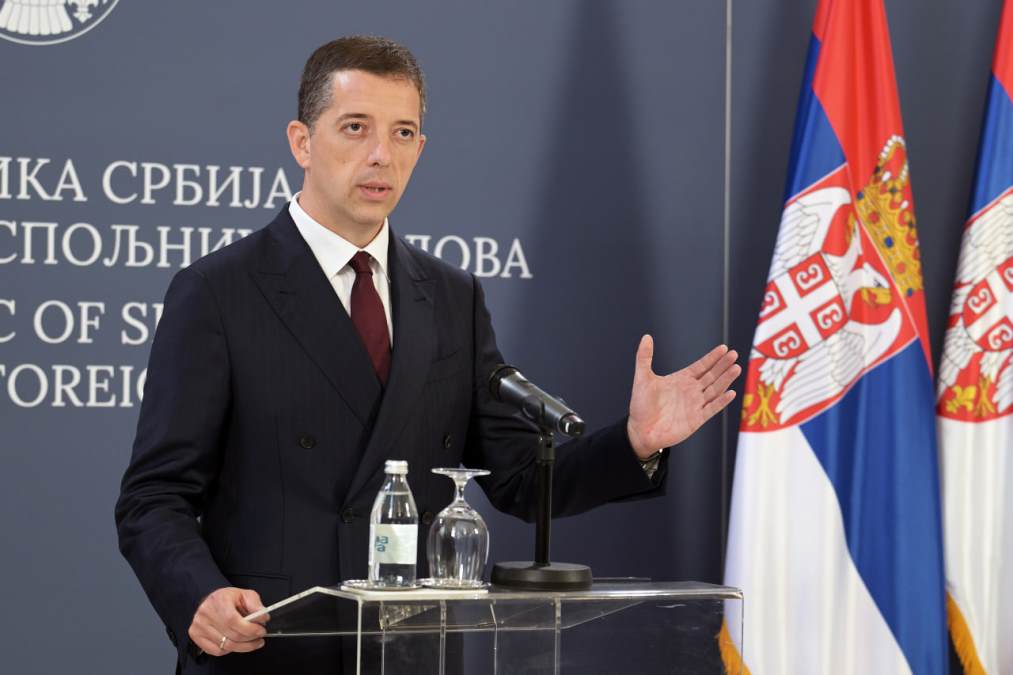 OGLASIO SE MINISTAR ĐURIĆ: Srbiji potrebni mir, stabilnost i sabornost, a ne nasilje i nove tenzije