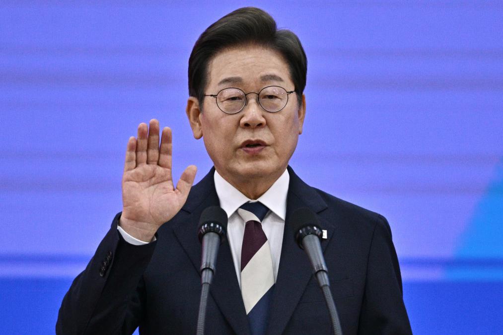 Lee-Jae03-EPA-Anthony-Wallace-Pool.jpg?ts=2025-06-04T12:24:24