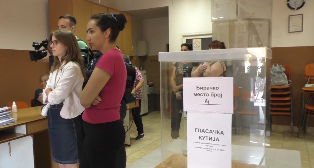 DA LI NAS ČEKAJU ZAJEDNIČKI PARLAMENTARNI I PREDSEDNIČKI IZBORI? Za građane racionalno, za vlast prednost, za opoziciju - problem!
