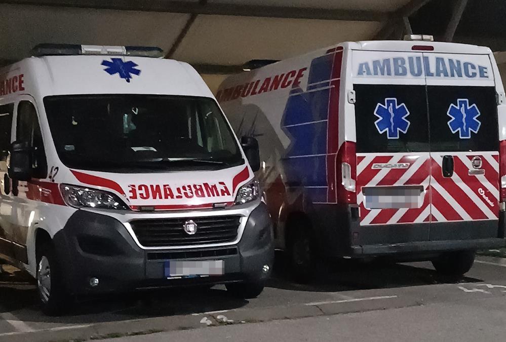 ŠEST OSOBA POVREĐENO U SAOBRAĆAJNOJ NESREĆI KOD NOVOG PAZARA: Sudarila se dva automobila u naselju Bukreš!