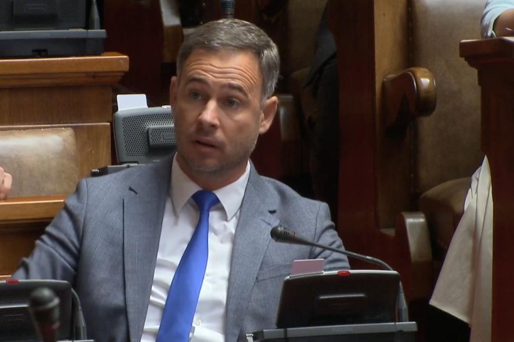 TUŽILAŠTVO POKRENULO ISTRAGU ZBOG LAŽNIH SMS PORUKA ČLANOVIMA SNS! U prostorijama Aleksićeve stranke nađeni omoti SIM kartice, iscepani papir i laptop