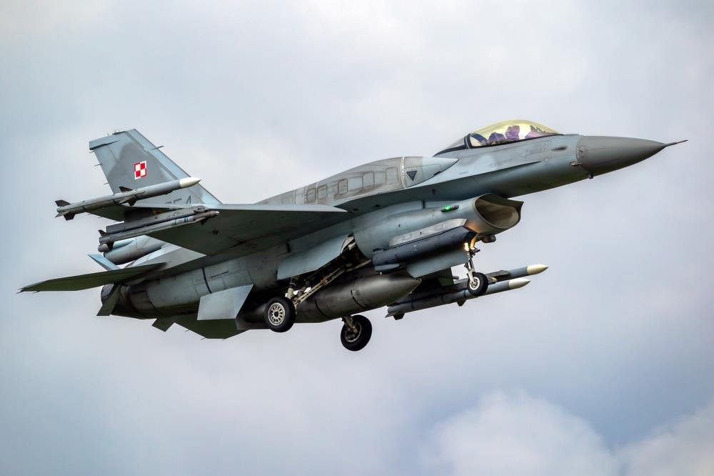 STIZAĆE SMS UPOZORENJA KADA POLETE VOJNI AVIONI: Posle pada ruske krstareće rakete, NATO džava donela PRELOMNU ODLUKU 