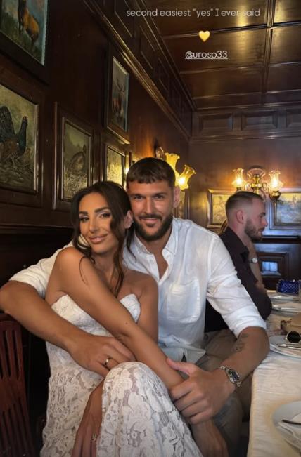 OGLASILA SE ŽENA UROŠA PLAVŠIĆA NAKON HAPŠENJA! Dok traje drama, objavila fotografiju sa venčanja i sve rekla jednim potezom