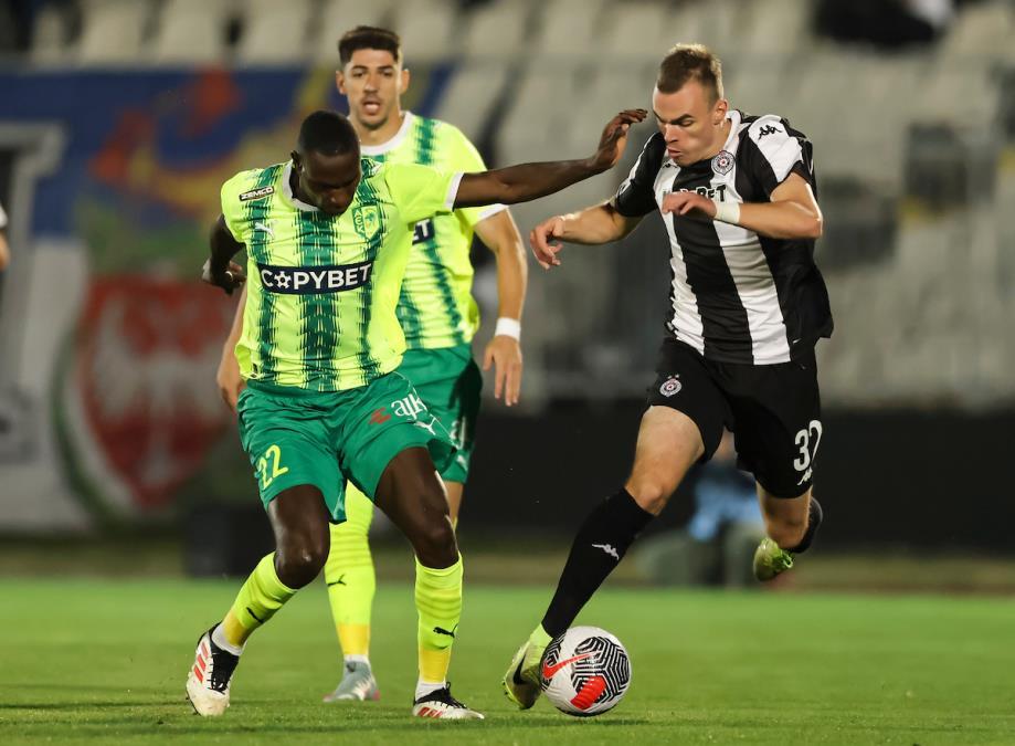 PARTIZAN-AEK-LARNACA_08.jpg?ts=2025-07-17T21:57:22