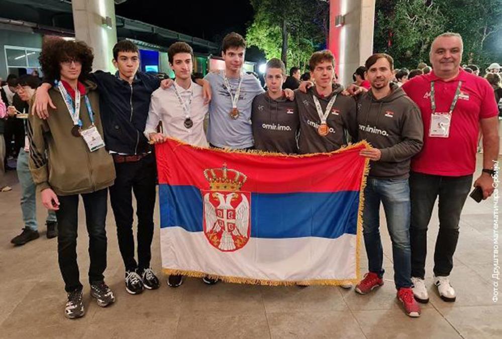 NAJPRESTIŽNIJE MEĐUNARODNO TAKMIČENJE: Više medalja i pohvala za reprezentaciju Srbije na Matematičkoj olimpijadi