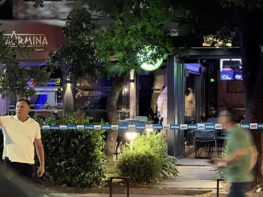 KURIR SAZNAJE! DETALJI LIKVIDACIJE U PODGORICI Ovako je ubica vrebao metu, kružio oko kafića pa zapucao: "Nije se znalo ko od gostiju beži na koju stranu"
