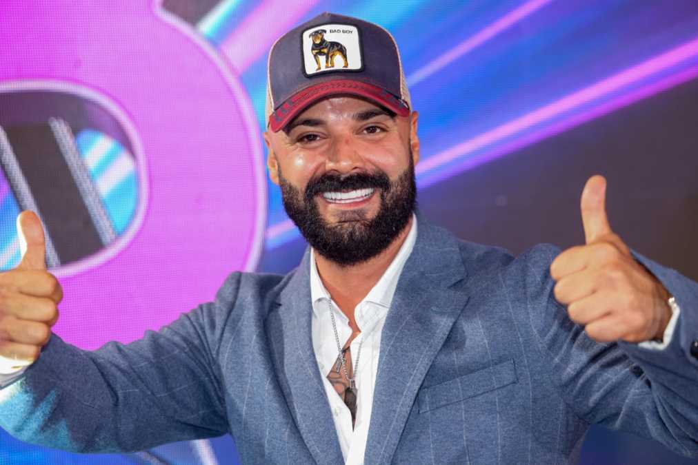 OTKRIVENO S KIM JE LUKA VUJOVIĆ Superfinalista Elite spakovao kofere, otputovao bez trudne Anite, evo ko mu pravi društvo
