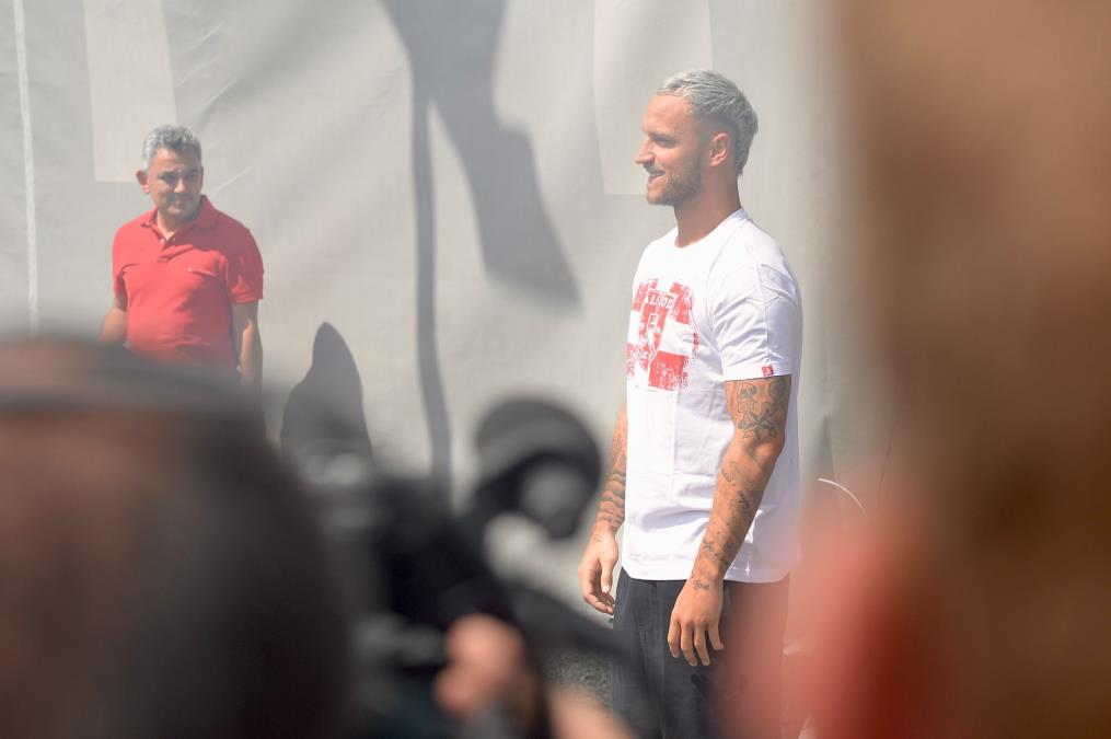 OTKRIVAMO: Evo koji broj će na dresu nositi Marko Arnautović u Crvenoj zvezdi?