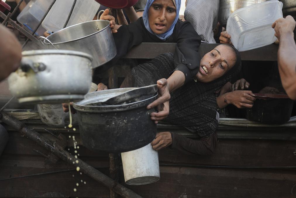 x07-AP-Jehad-Alshrafi.jpg?ts=2025-07-26T07:22:54