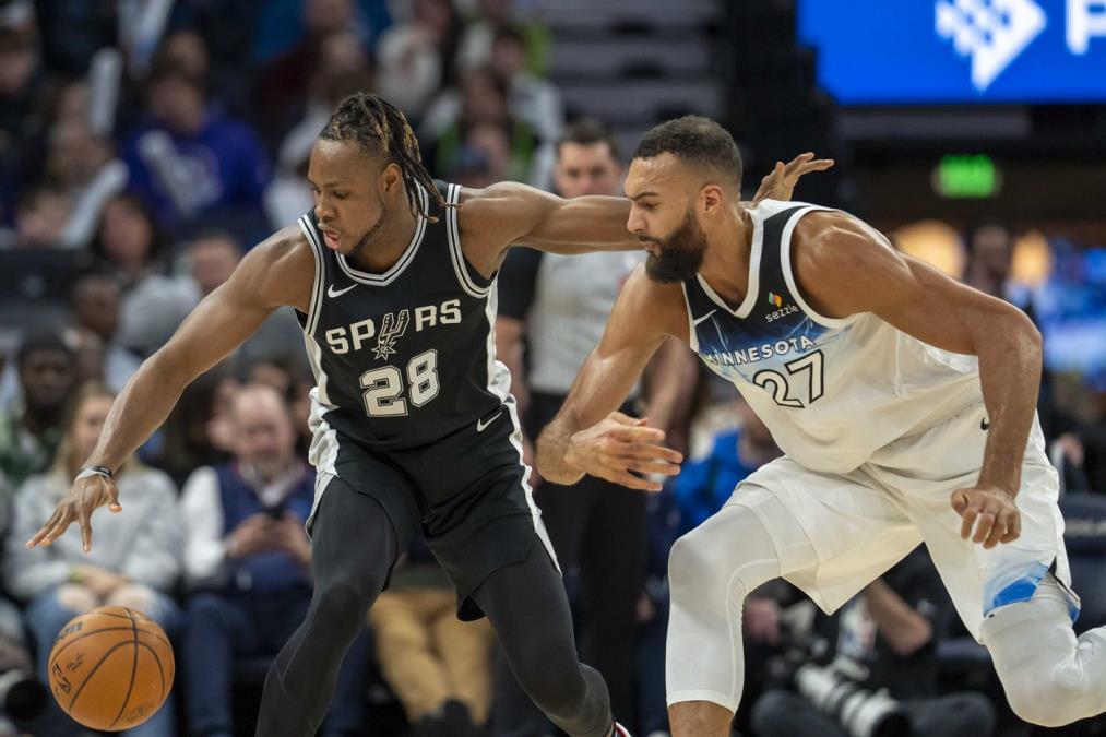LOŠE VESTI ZA PARTIZAN! NBA centar stavio crno-bele na čekanje, želi da ostane u najjačoj ligi sveta!