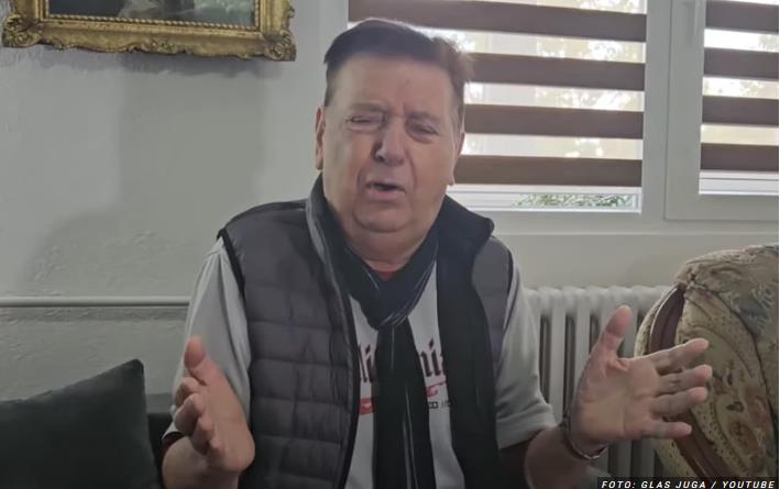 "GODIŠNJE DOBIJAM 650 DINARA, DRUGI I 50.000 €" Pevač živi skromno u Nišu, a kolega se obogatio od njegove pesme - peva se na svim veseljima