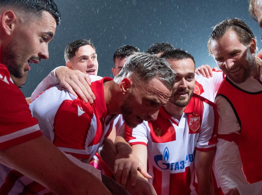 ZVEZDINA PREMIJUM SEZONSKA KARTA, NAJJEFTINIJA OPCIJA ZA NAVIJAČE: Ulaznica za celu sezonu, a tu su i popusti