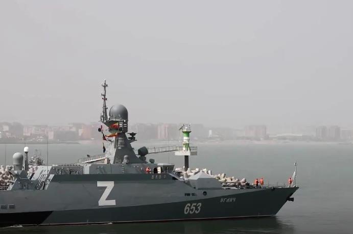 ruska-mornarica-ruski-brod.jpg?ts=2025-07-30T22:10:30