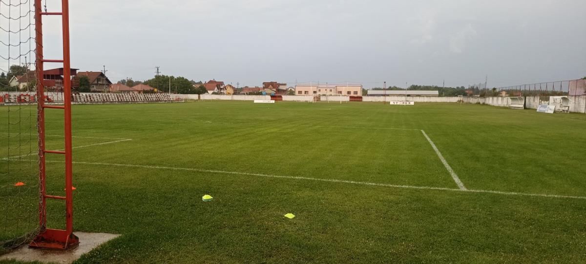 LOZNICA-Grom-prekinuo-prijateljsku-utakmicu.jpg?ts=2025-08-03T20:08:28