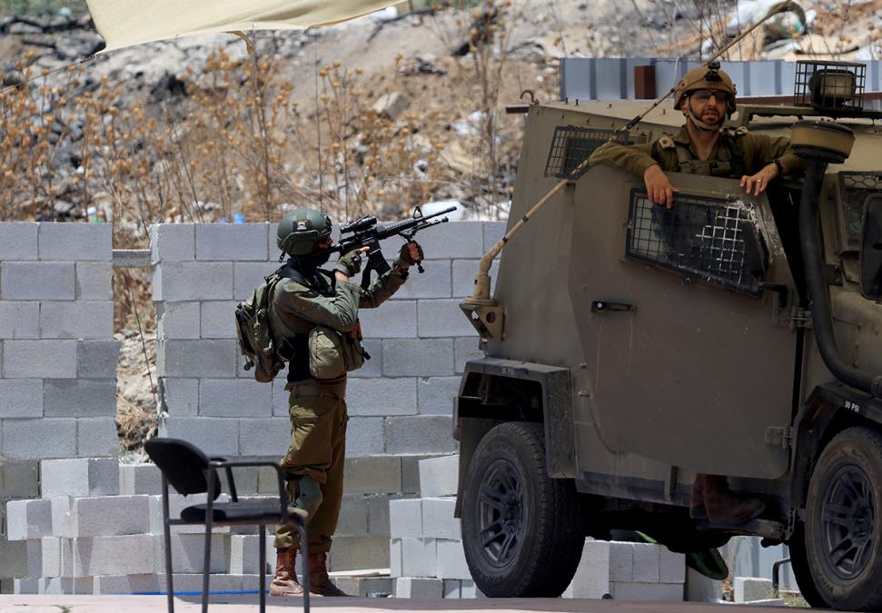 U KAMIONU ZA ĐUBRE PRONAĐENO 68 PALESTINASCA! Vozilo išlo ka centralnom delu Izraela! 