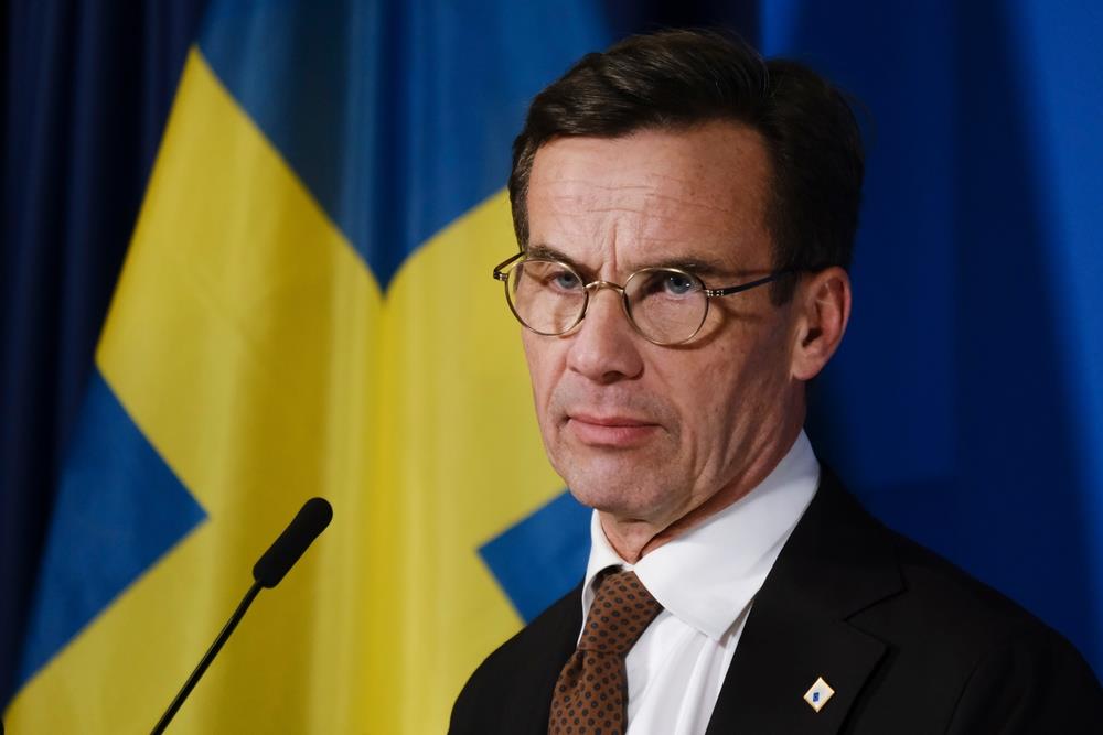 Premijer priznao i izazvao skandal: Koristi ChatGPT za važne političke odluke!