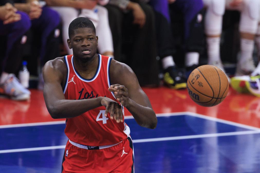 Mo-Bamba.jpeg?ts=2025-08-09T20:32:45