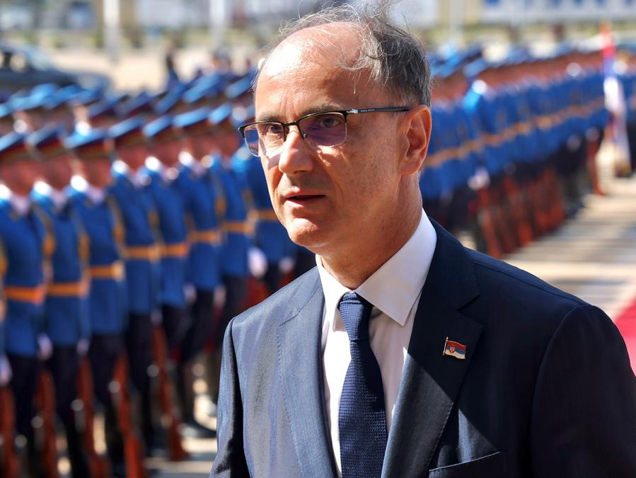 MACUT POZVAO NA SMIRIVANJE TENZIJA: Nasilje nije i ne sme da bude lice jedne demokratske zemlje