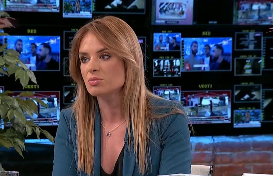 "ONI, KOJIMA SMETA SRPSKA ZASTAVA U NOVOM SADU, ŽELE OTCEPLJENU VOJVODINU" Ministarka Stamenkovski poručila: Nemojte pred tim da zatvaramo oči! (video)