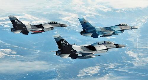 UZBUNA U KOMŠILUKU! Lovac F-16 oborio još jedan dron drugi dan zaredom! Italijani ga promašili, a onda ga je domaći pilot NACILJAO i "SKINUO"! (FOTO/VIDEO)