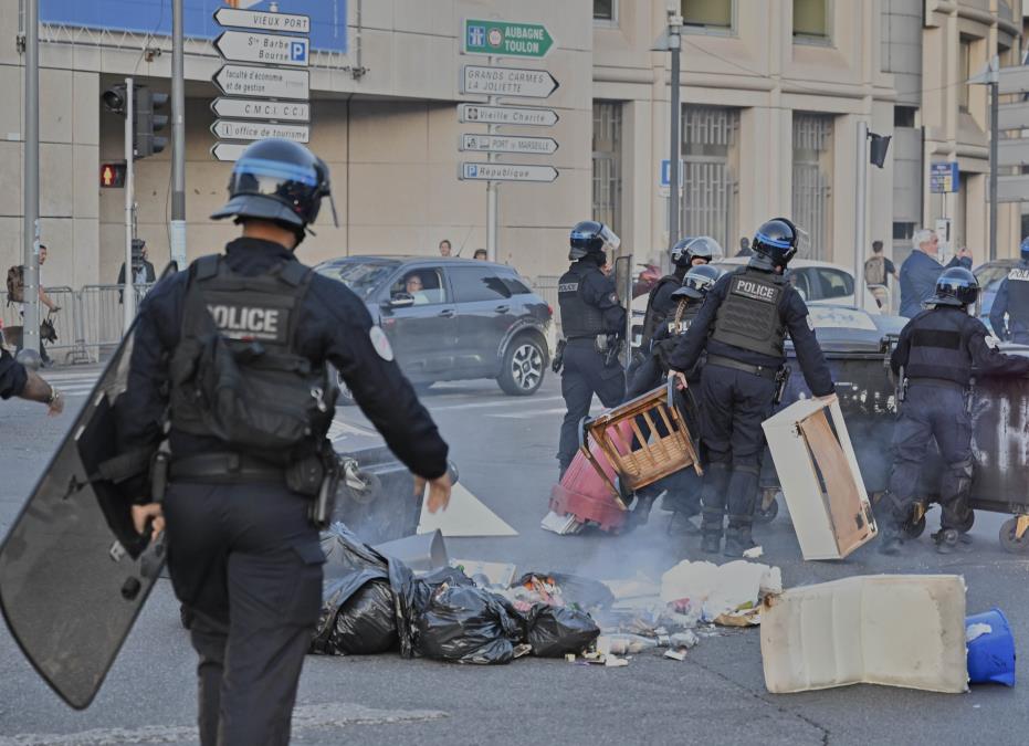 MARSEJ UVODI POLICIJSKI ČAS ZA MALOLETNIKE! Drugi po veličini grad u Francuskoj nakon uličnog nasilja sledi primer Liona, Pariza, Nice i Lila