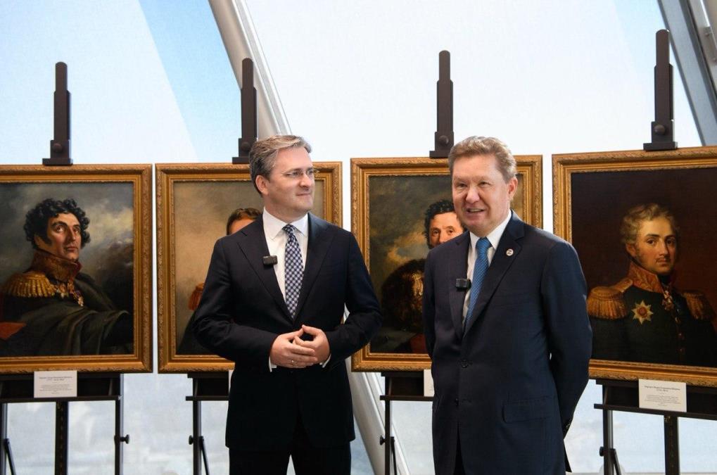 Selaković prejel portrete ruskih vojskovodij in državnikov srbskega porekla za Istorijski muzej Srbije