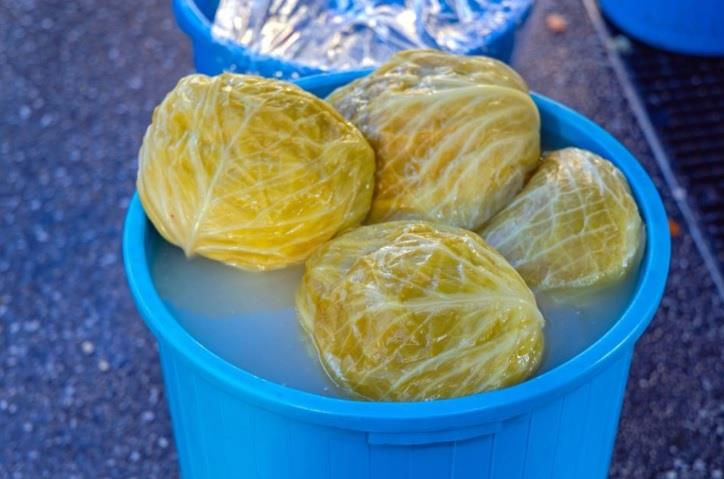 Kiseli kupus spreman sa sarmu za samo 48 sati: Trik zbog kog ne morate da ga stavljate u bure