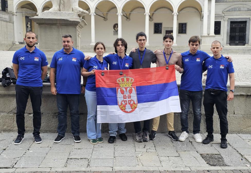 PONOS SRBIJE Naši đaci osvojili četiri medalje na Balkanskoj olimpijadi iz informatike (FOTO)