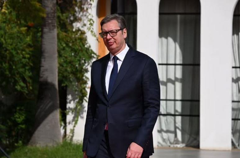 VUČIĆ STIGAO U BRISEL: Predsednik Srbije prisustvovaće večeri koju organizuju Ursula fon der Lajen i Antonio Košta