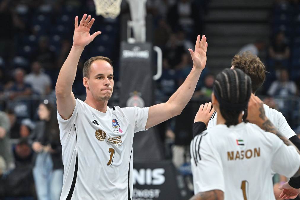 KK-Dubai.jpeg?ts=2025-10-06T19:23:50