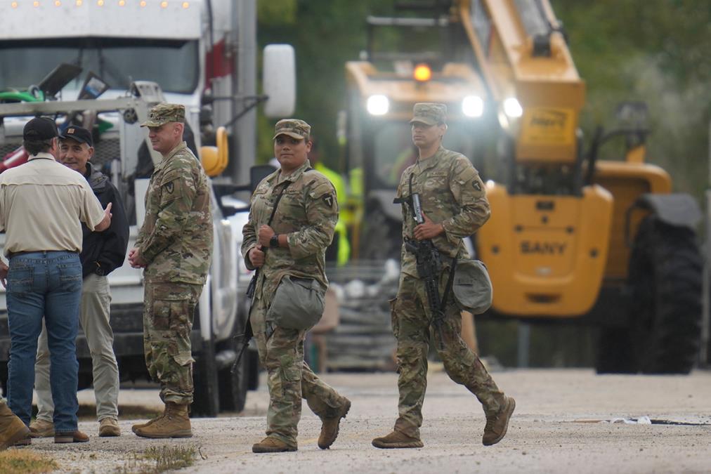 x04-AP-Erin-Hooley.jpg?ts=2025-10-08T07:23:11