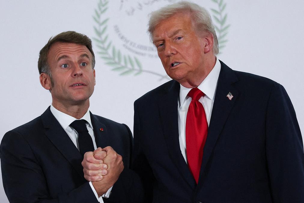 TRAMP OPET ISMEJAO MAKRONA: Žena se prema njemu ponaša vrlo loše! Još se oporavlja od onog udarca u vilicu! (VIDEO)