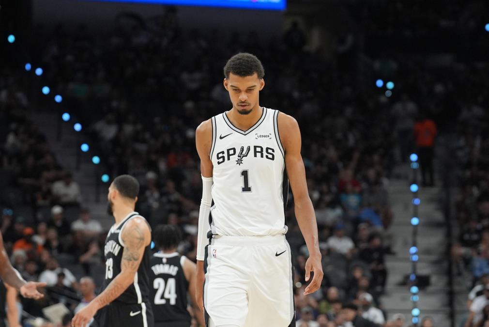 VEMBANJAMA SE VRAĆA NA PARKET! Mogao bi da zaigra u završnici NBA kupa!