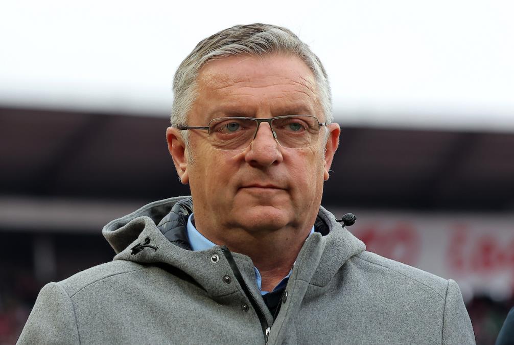 zvezda-spartak-197420.jpg?ts=2025-10-28T12:41:56