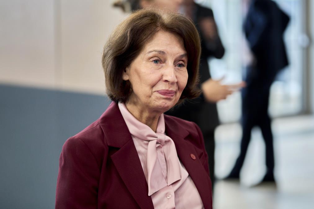 "BAJRAM ŠERIF MUBAREK OLSUN" Predsednica Severne Makedonije, Gordana Siljanovska Davkova čestitala muslimanskim vernicima Ramazanski bajram