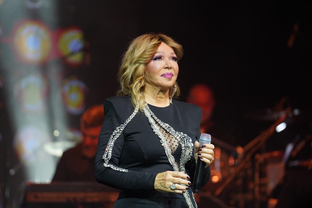 LJUBAV NEDE UKRADEN PREMA UGLEDNOM DOKTORU VIŠE NIJE TAJNA! Detalji romanse kao iz bajke: Sve je puklo, pa ih sudbina ponovo spojila