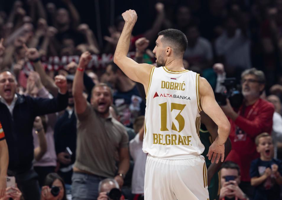 ZVEZDA-PANATHNAIKOS_45.jpg?ts=2025-11-07T12:46:04