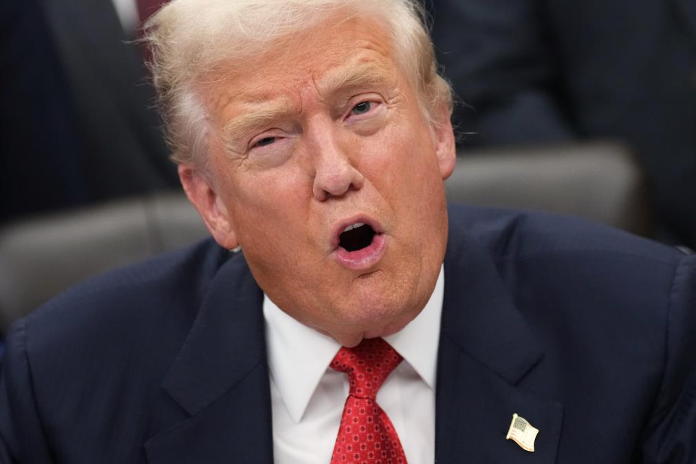 Donald-Tramp-6-.jpg?ts=2025-11-17T15:02:29