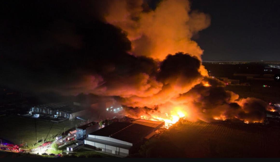 Buebso-Ajres-pozar.jpg?ts=2025-11-15T17:19:42