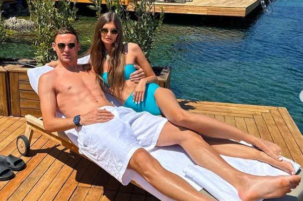 Nemanja-i-Aleksandra-Matic.jpeg?ts=2025-11-19T20:15:00