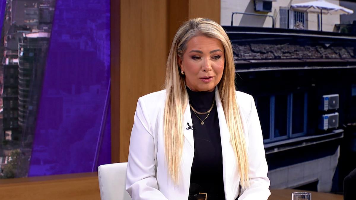 "BILA SAM HITLER U KUĆI!“ Olja Karleuša šokirala priznanjem o vaspitanju sina - Muž je krio dete u kupatilu da ga ne bi udarala 