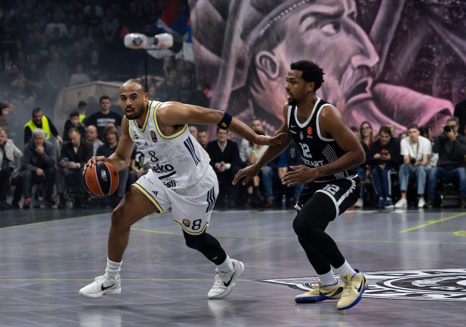 PARTIZAN-FENERBAHCE_17.jpg?ts=2025-11-28T10:16:14