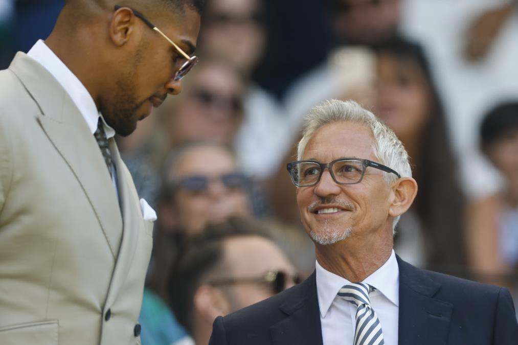 Gari-Lineker.jpeg?ts=2025-11-30T14:37:03