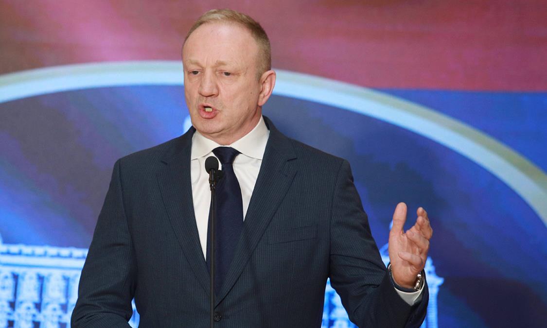 KAD ČAROBNJAK IZ OZA POSTROJAVA ĐILASA Zašto lideri opozicije drhte na pomen reči "plenum", da li im je palo na pamet da ih neko sve vreme zaj*bava