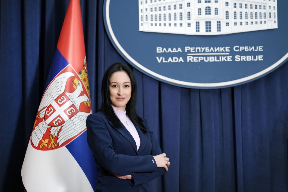 Od 1. aprila dečji dodatak veći za čak 5.000 dinara! Vlada usvojila uredbu: Evo ko ima pravo na novac i koliki je iznos!