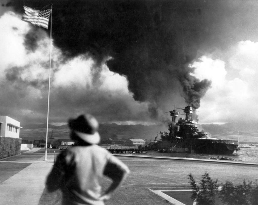 SAMO 12 VOJNIKA JE JOŠ ŽIVO! Niko od preživelih ne prisustvuje komemoraciji za godišnjicu napad na Perl Harbor: Datum kada se SAD "uvukao" u Drugi svetski rat