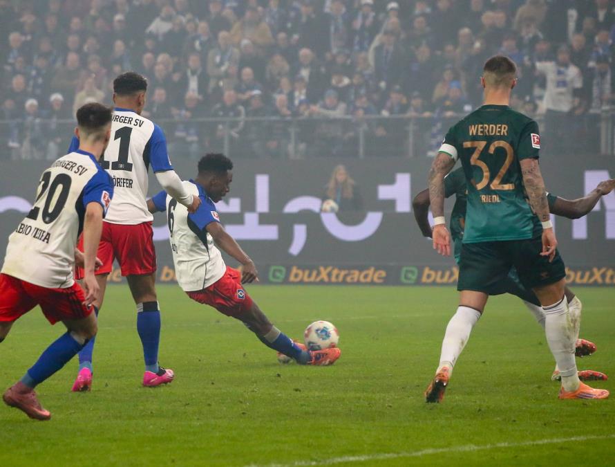 DOMAĆIN SLAVIO U GOLEADI: Hamburg pobedio Verder u Bundesligi