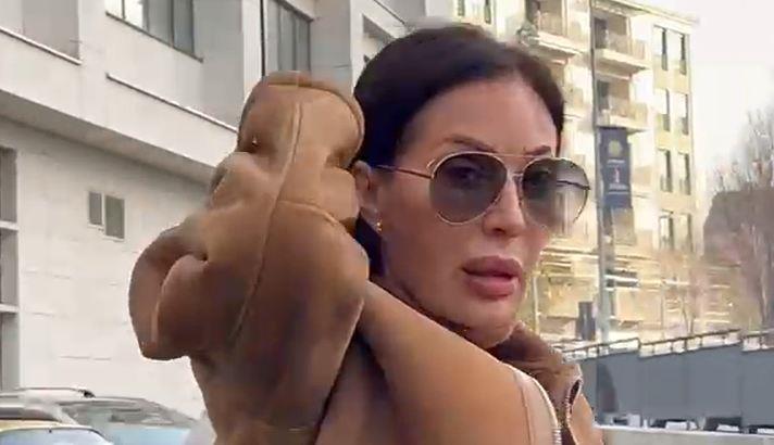 NACIJA BESNA NA CECU! NAKON OVE SRAMNE IZJAVE NAVUKLA HEJT KOMENTARE KAO NIKADA PRE! Bilo je dovoljno da izusti samo ovu rečenicu, a onda je krenuo haos (FOTO)