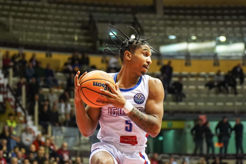 SJAJNI PLEJMEJKER POTPISAO ZA CRNO-BELE: Igokea iznenada ostala bez najboljeg igrača!