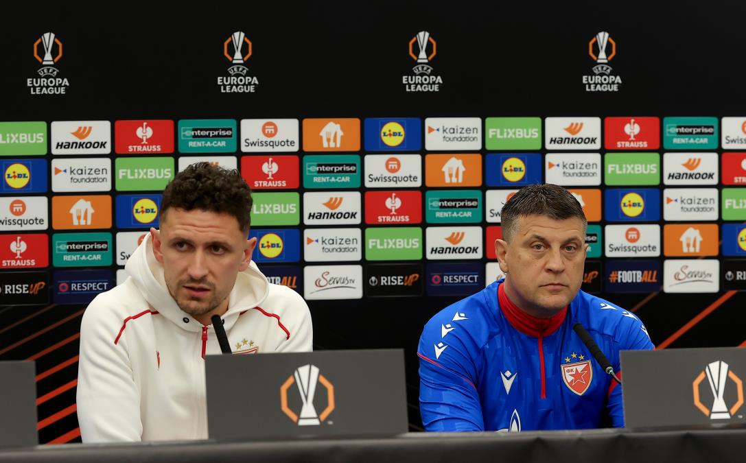 Milojević i Veljković najavili meč sa Šturmom! Pogledajte foto-galeriju sa današnje konferencije za medije!
